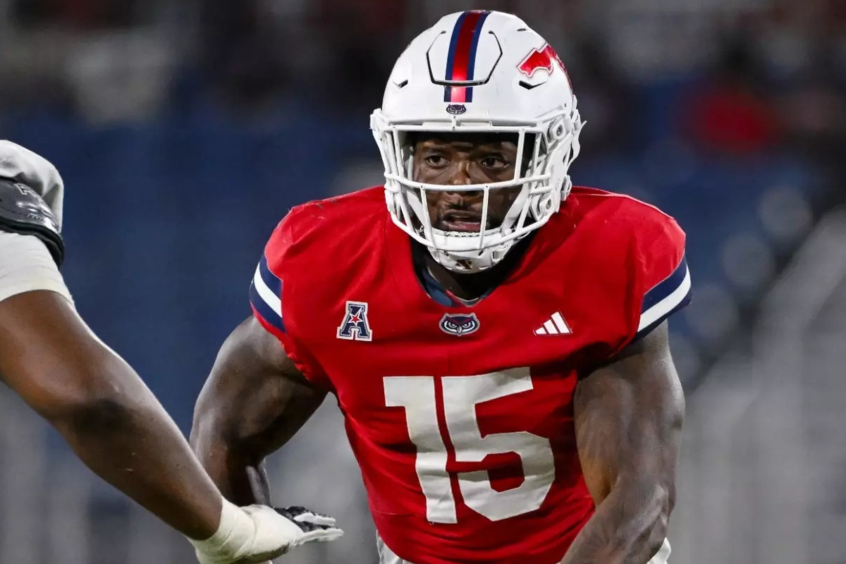 Florida Atlantic defensive lineman Tyclean Luman