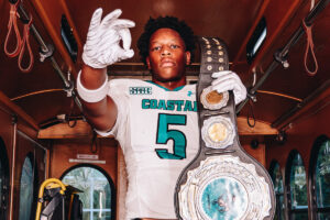 High School Football Recruiting: KJ Davis Was Willing to Switch Positions. Now He’s Headed to Coastal Carolina John Carroll Catholic High School (Fla.) tight end KJ Davis committed to Coastal Carolina