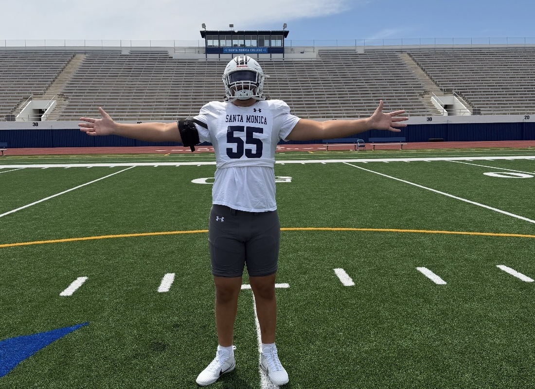 Santa Monica College (Calif.) offensive lineman Noah Devlin