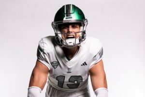 High School Football: Bishop Moore Catholic (Fla.) Star Noah Prince Is Ready for the Cold and Eastern Michigan Bishop Moore Catholic (Fla.) edge rusher Noah Prince verbally committed to Eastern Michigan